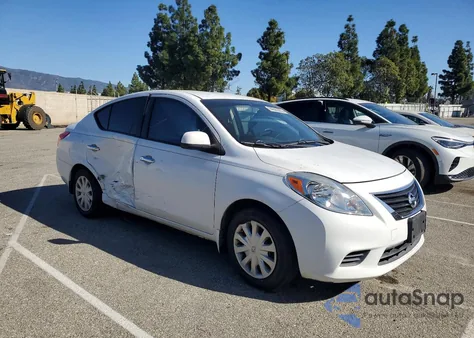 2012 Nissan Versa S z USA, uszkodzony, nr VIN 3N1CN7AP3CL863162